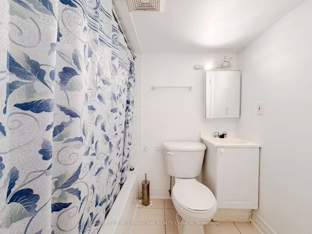 Additional image 19 of 1167 Roselawn Ave