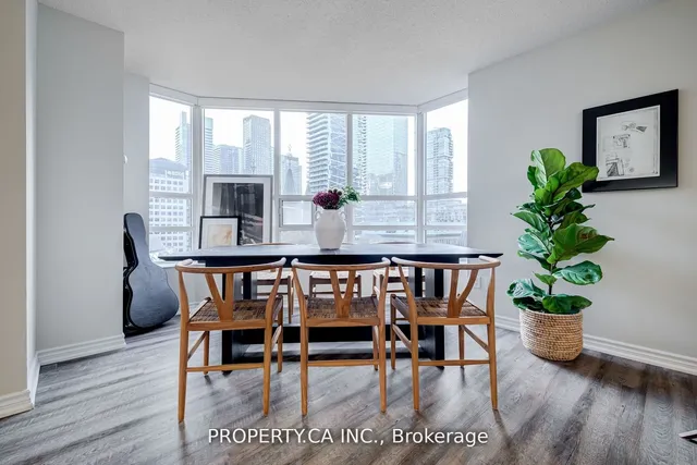 Additional image 10 of 71 Simcoe St Unit 904