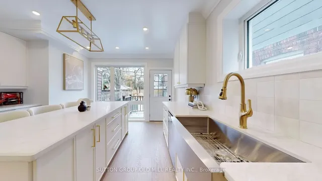 Additional image 7 of 497 Armadale Ave