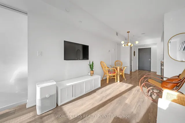 Additional image 4 of 89 McGill St Unit 1010