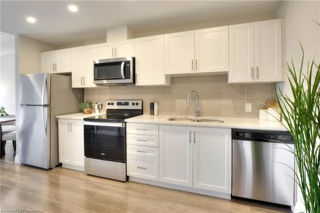 Additional image 9 of 5 Wake Robin Dr Unit 211