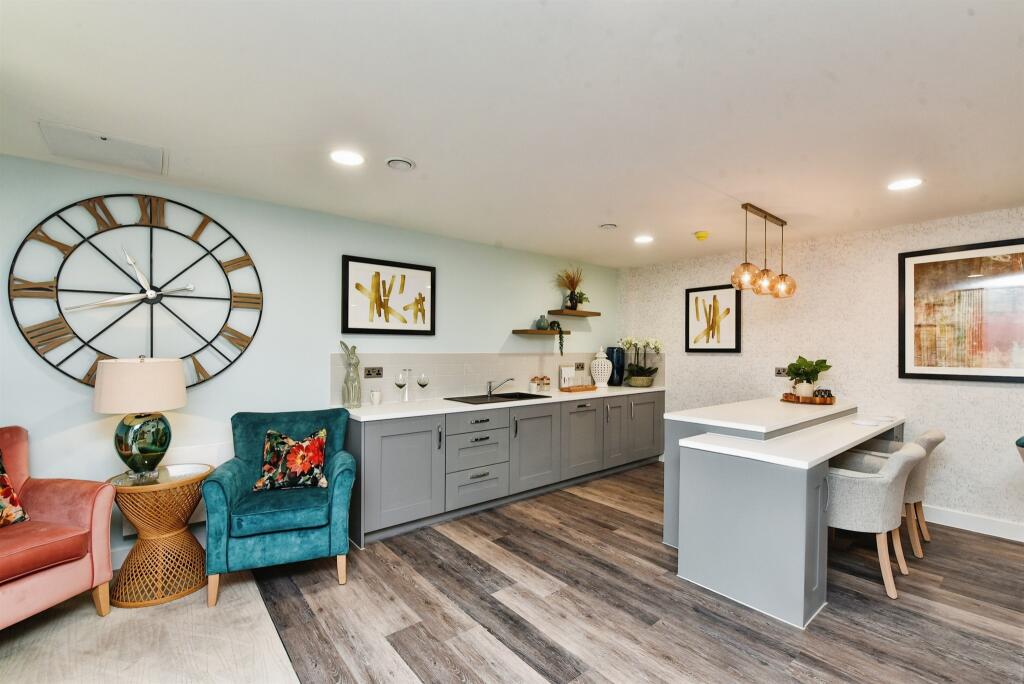 Additional image 18 of Crescent Place, Warminster