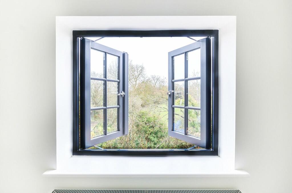 Additional image 8 of King Alfreds Drive, Wincanton, Somerset, BA9