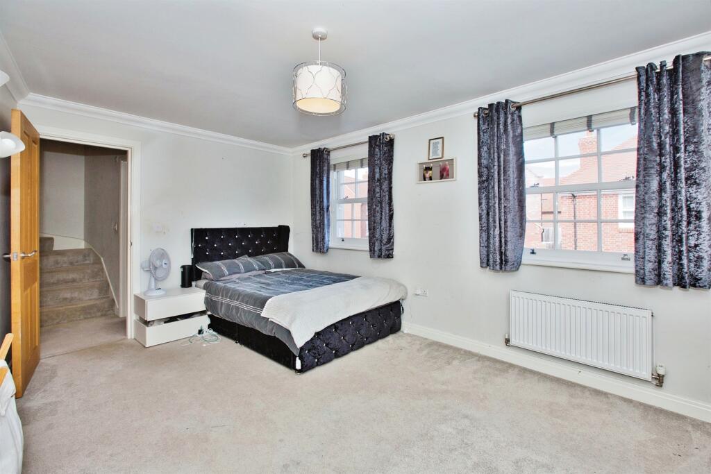 Additional image 11 of Newcross Crescent, Yeovil