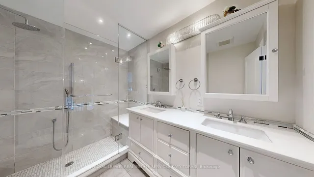 Additional image 20 of 136 Denlow Blvd