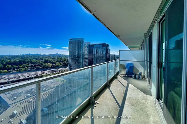 Additional image 27 of 29 Singer Crt Unit 3015