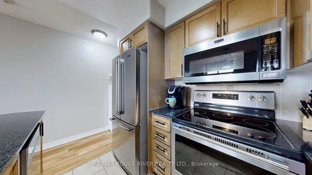 Additional image 13 of 18 Kenaston Gdns Unit 701