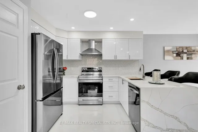 Additional image 14 of 92 Pebblecreek Dr