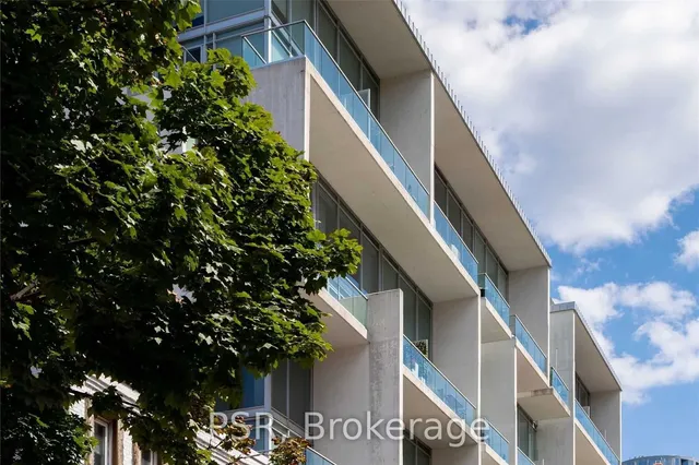 75 Portland St Unit 909