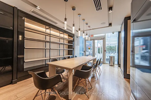 Additional image 33 of 30 Roehampton Ave Unit 1210