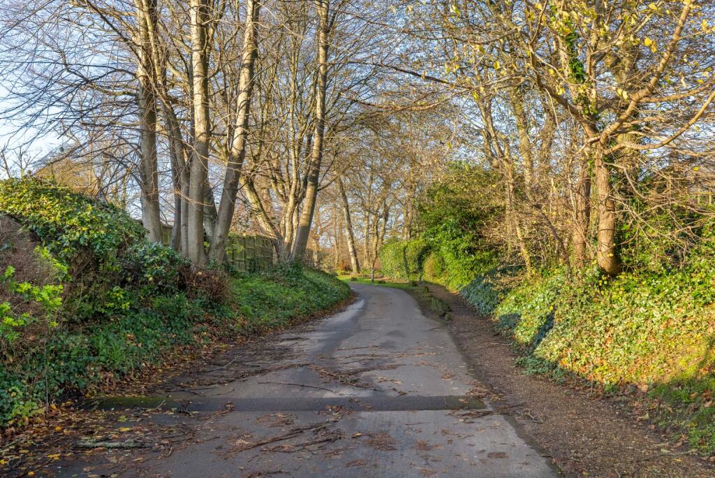 Additional image 32 of Maple House, 5 Ainstey Drive, Sparkford, Somerset, BA22 7JT