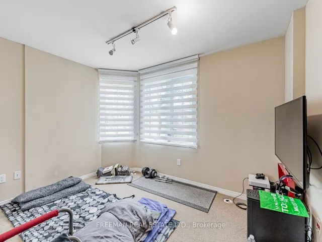Additional image 24 of 108 Finch Ave Unit C13