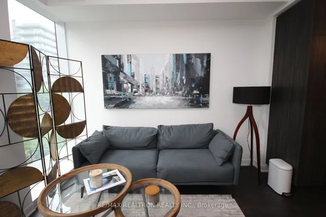 Additional image 7 of 35 Rolling Mills Rd Unit N369