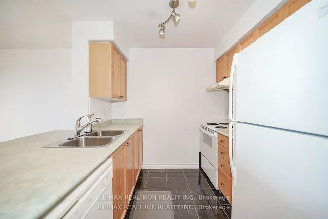 Additional image 14 of 61 Town Centre Crt Unit 708