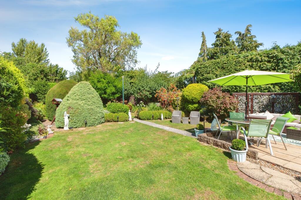 Additional image 12 of Heddington Close, Trowbridge