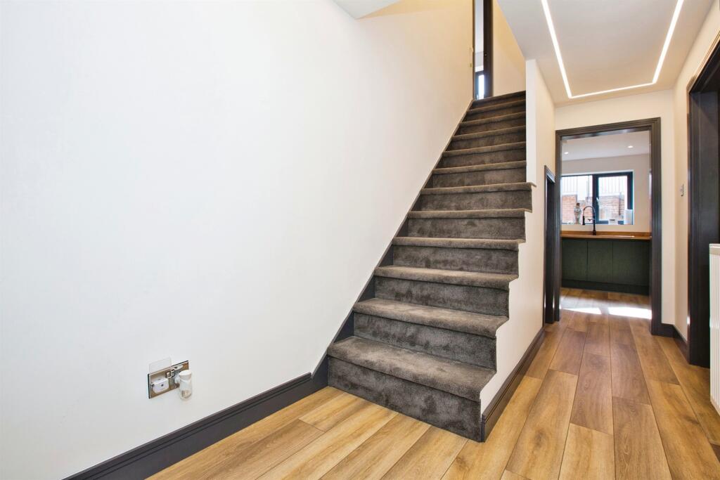 Additional image 19 of Shelley Close, Yeovil