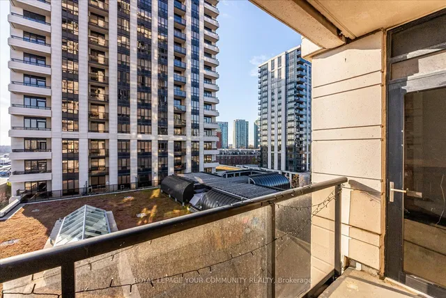 Additional image 16 of 100 Harrison Garden Blvd Unit 614