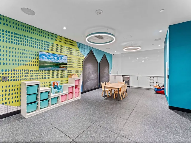 Additional image 24 of 286 Main St Unit 215