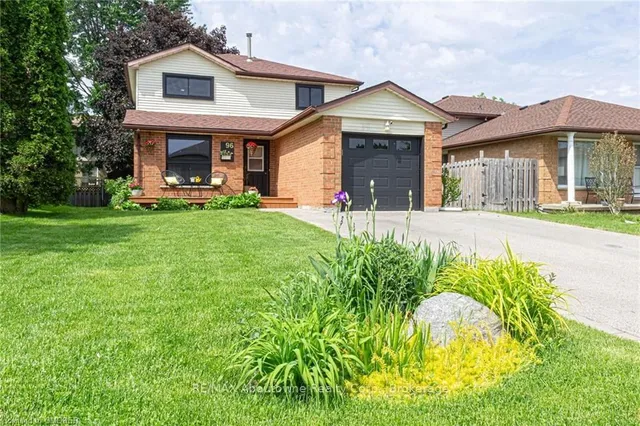 Primary image of 96 MONTANA Cres