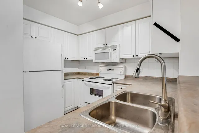 Additional image 9 of 17 Michael Power Pl Unit 505