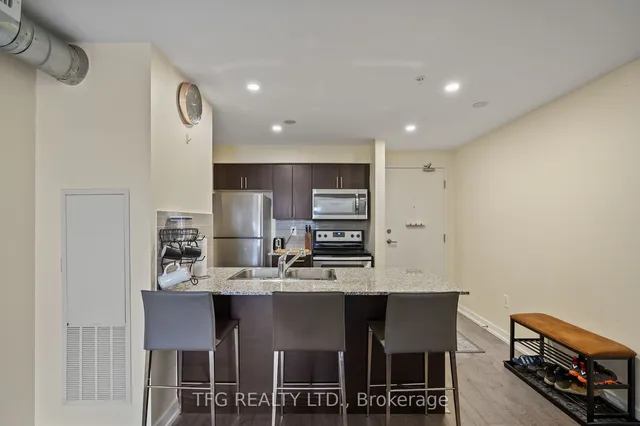 Additional image 6 of 1410 Dupont St Unit 318