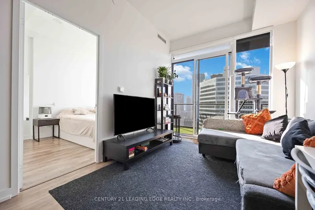 Additional image 15 of 20 Edward St Unit 2705