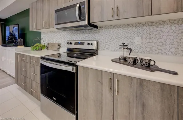 Additional image 12 of 375 Westwood Dr Unit A