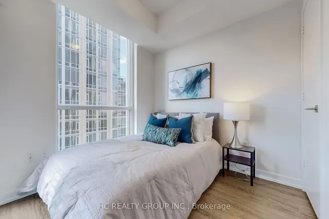 Additional image 10 of 1 Yorkville Ave Unit 2902