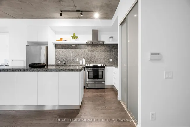 Additional image 12 of 75 Portland St Unit 809