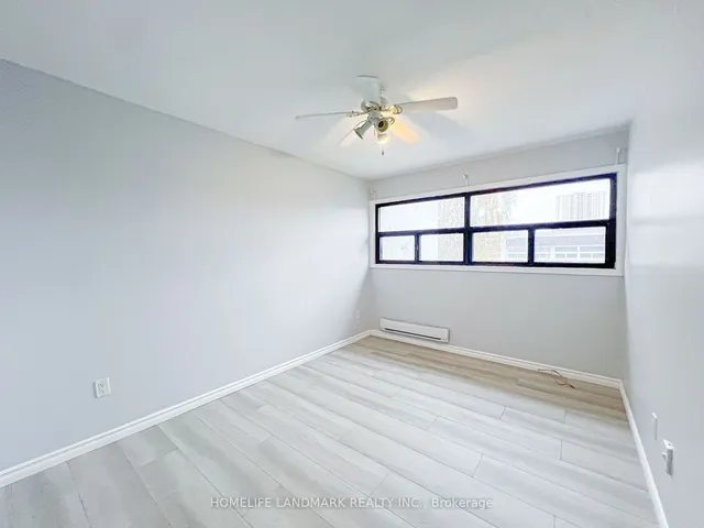 Additional image 25 of 34 Venetian Cres Unit 137