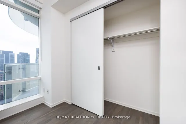 Additional image 14 of 1 Bloor St Unit 2804