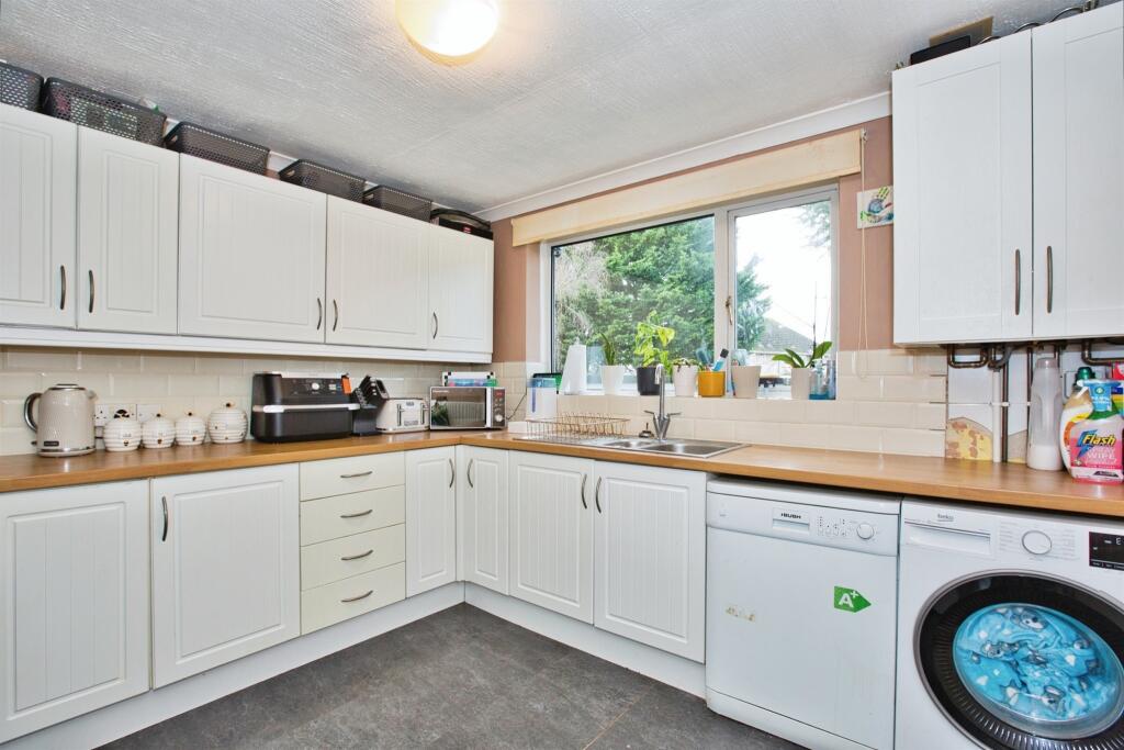 Additional image 8 of Illustrious Crescent, Ilchester, Yeovil