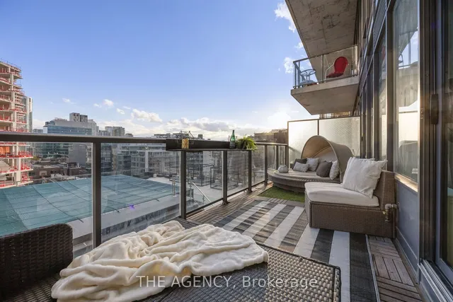 Additional image 18 of 560 King St Unit 1011