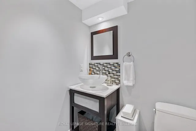 Additional image 25 of 21 Page Ave