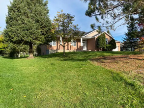 Additional image 2 of 6983 Lakes Park Dr