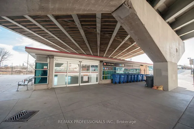 Additional image 4 of 30 Samuel Wood Way Unit 1301