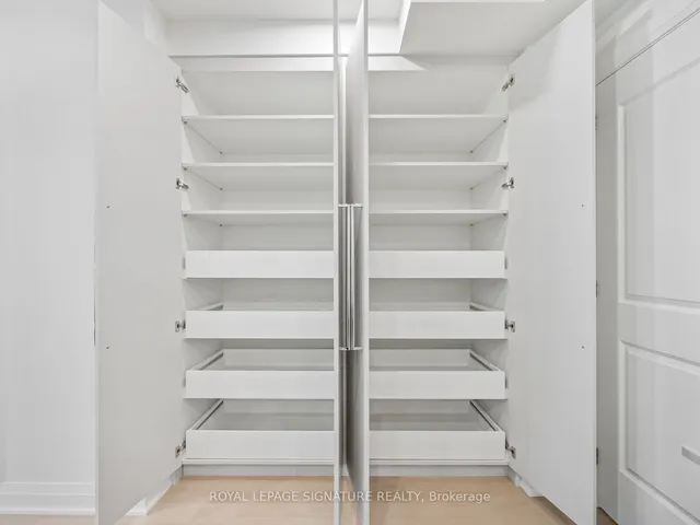 Additional image 13 of 285 Avenue Rd Unit 304