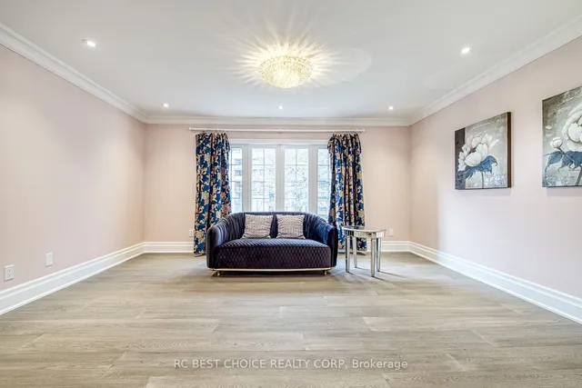 Additional image 21 of 43 Muir Dr