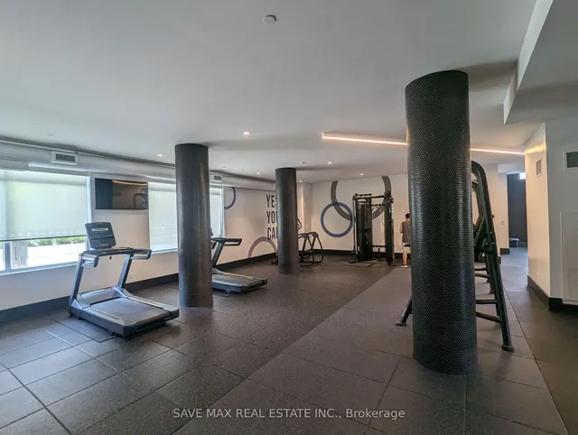 Additional image 16 of 55 Duke St Unit 2309