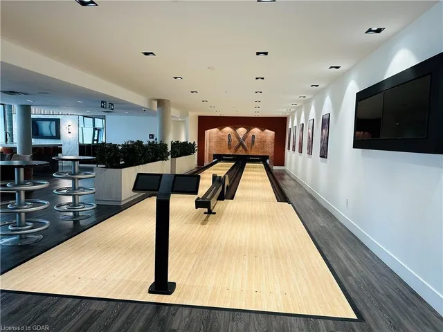 Additional image 34 of 5 Wellington St Unit 612