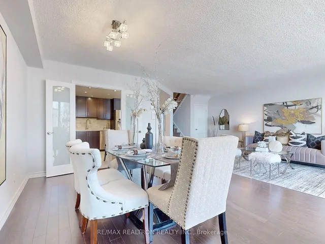 Additional image 7 of 33 Harbour Sq Unit 3004