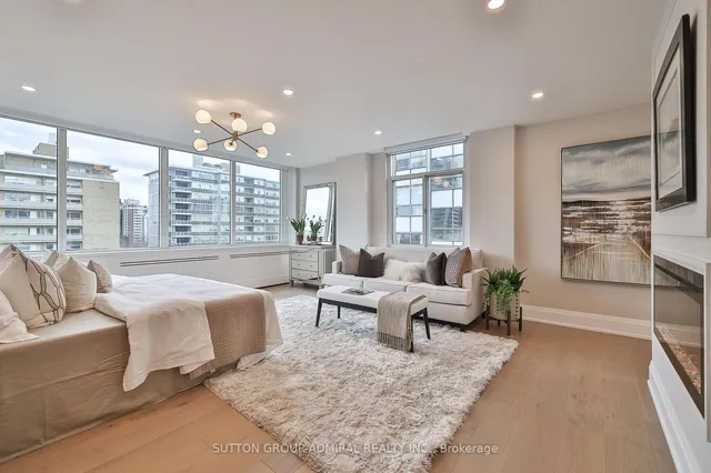 Additional image 17 of 500 Avenue Rd Unit 806