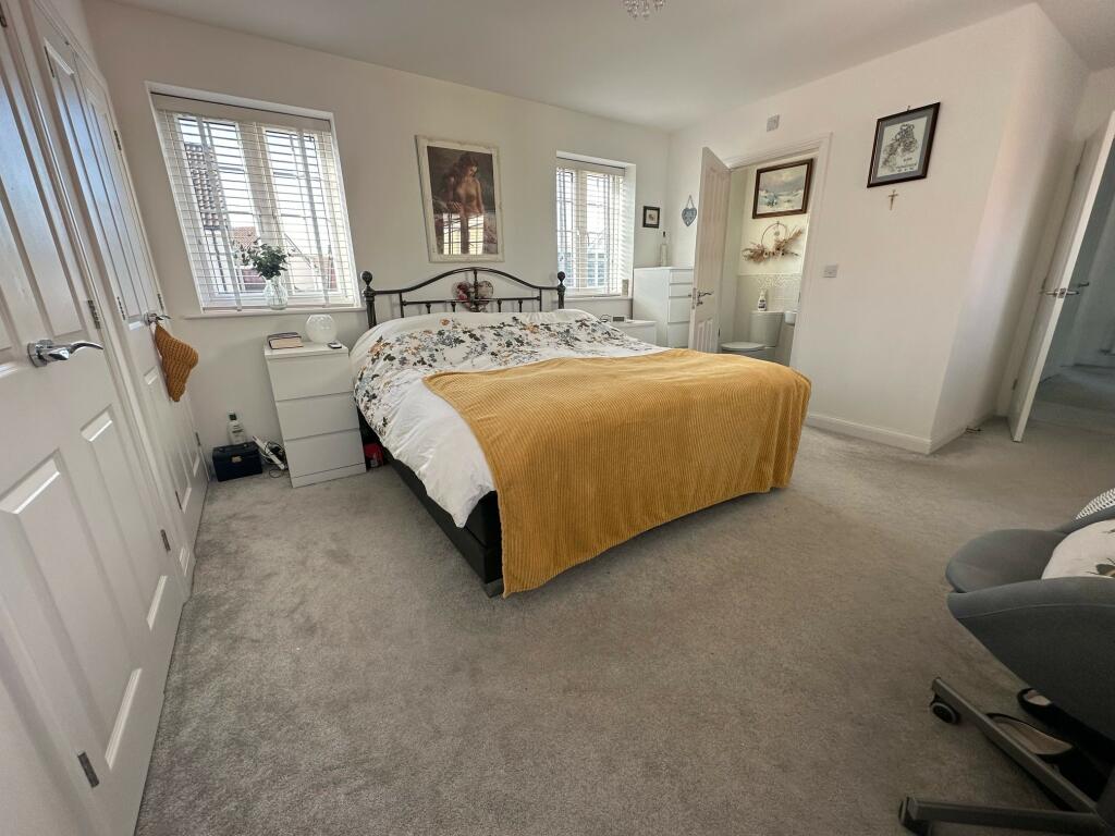 Additional image 3 of Perrys Hill, Yeovil