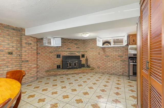 Additional image 17 of 126 Giltspur Dr