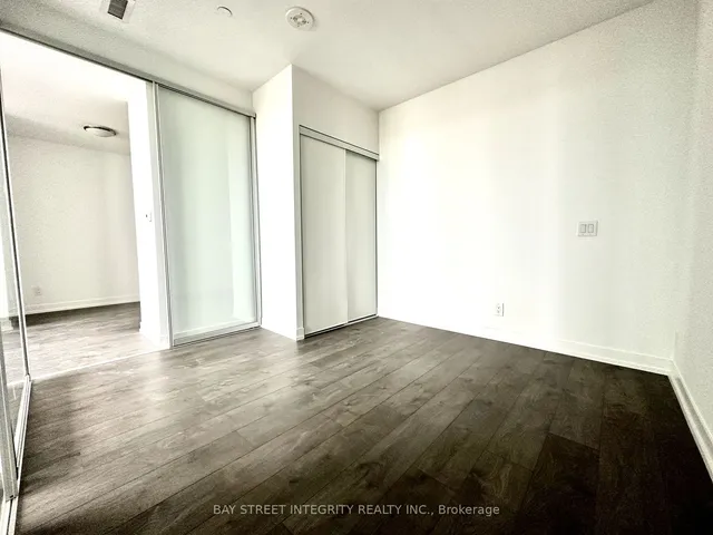 Additional image 9 of 270 Dufferin St Unit 1018