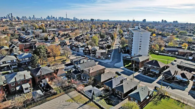 Additional image 5 of 739 Vaughan Rd