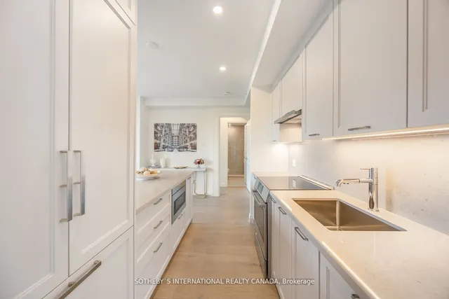 Additional image 15 of 285 Avenue Rd Unit 501