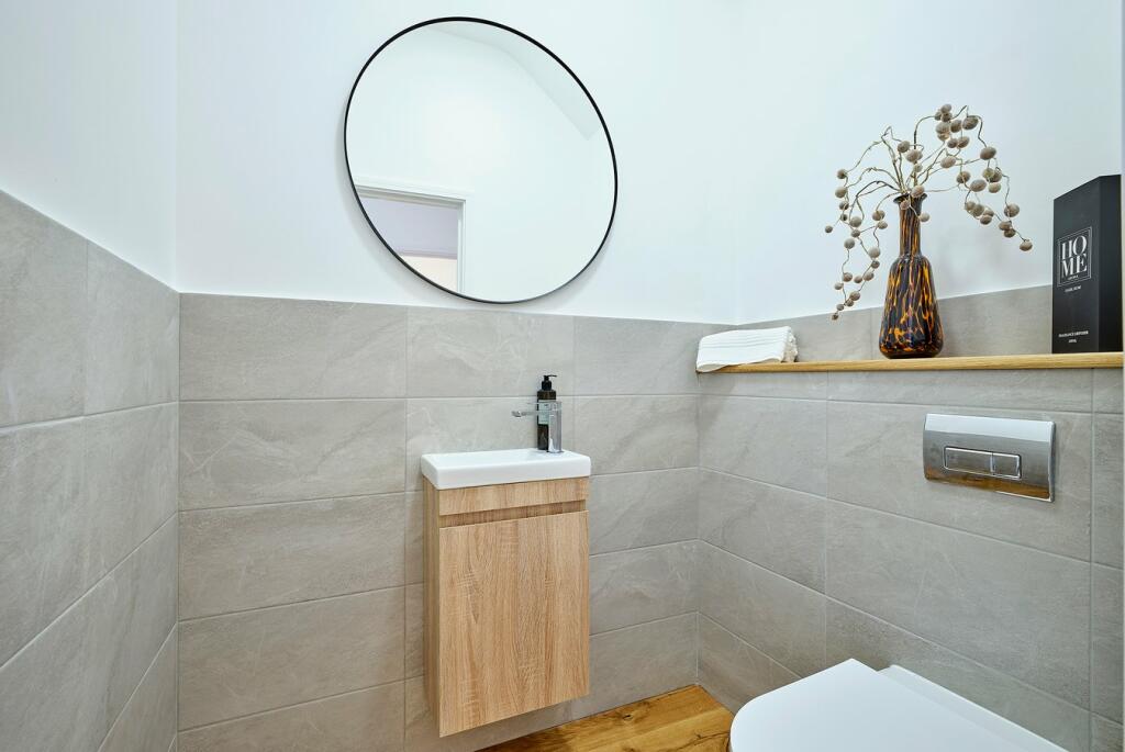 Additional image 19 of Court Farm, West Woodlands, BA11