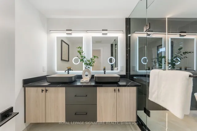 Additional image 26 of 5 Holborne Ave