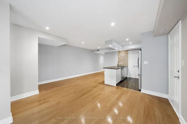 Additional image 10 of 12 Brian Peck Cres Unit 101